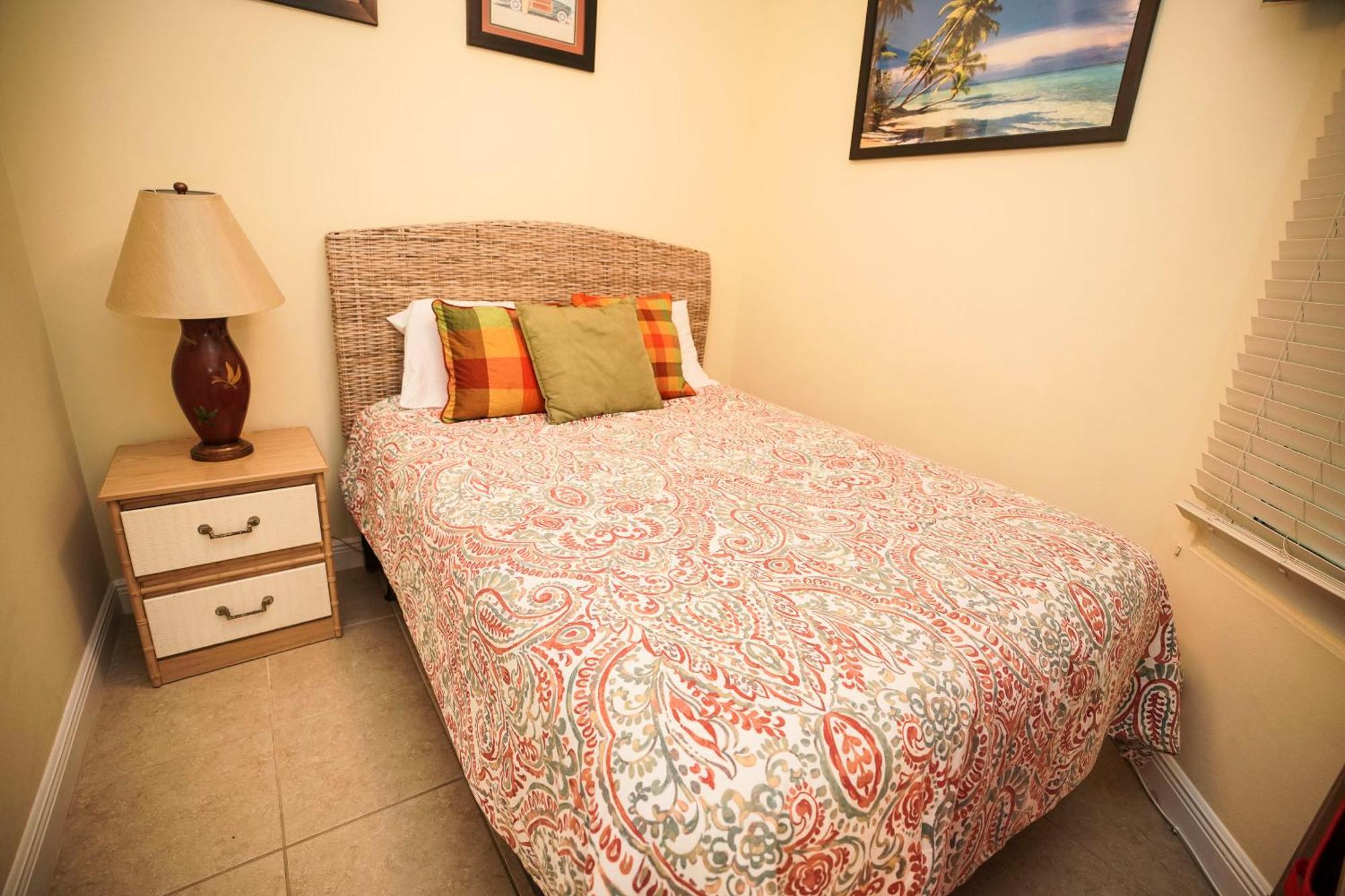 Celadon Beach Resort By Panhandle Getaways Panama City Beach Room photo